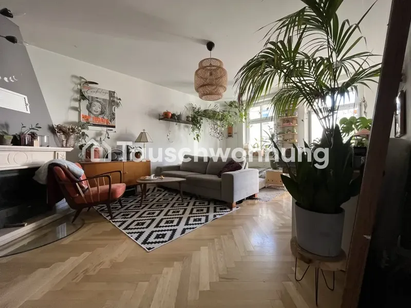 Tauschwohnung: sonnige 2 Zimmer mit Südbalkon Kamin Tageslichtbad Parkplatz — photo 1